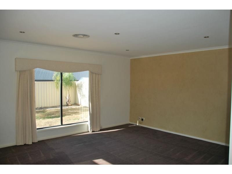 9 Gattuso Drive, Cobram VIC 3644
