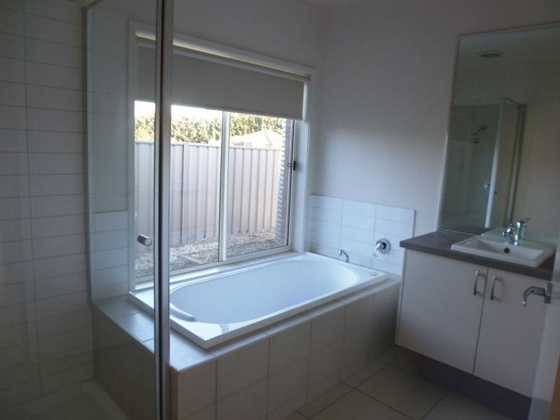 27 Takari Street, Barooga NSW 3644