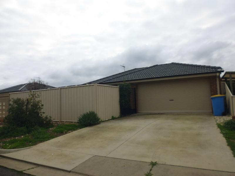 Unit 2/7 – 9 Sledmere Avenue, Cobram VIC 3644