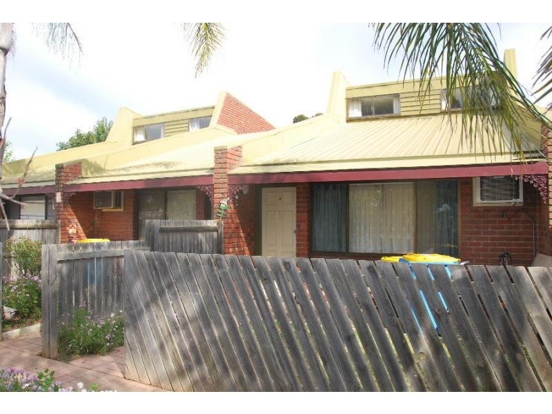 3/42-44 Nangunia Street, Barooga NSW 3644