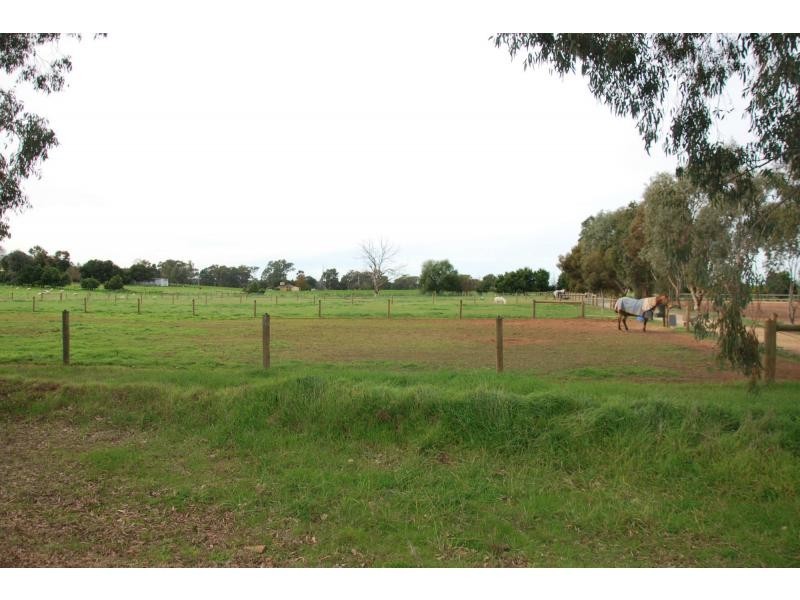 L1-45 Barnes Road, Cobram VIC 3644