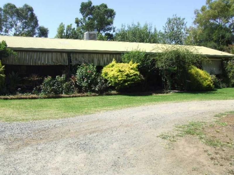 6722 Goulburn Valley Highway, Yarroweyah VIC 3644