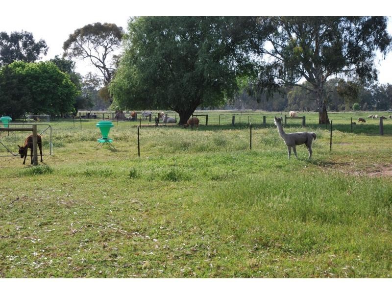 6722 Goulburn Valley Highway, Yarroweyah VIC 3644