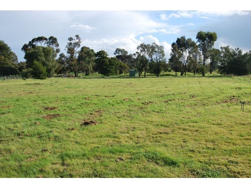 L6 Putters Court, Links Estate, Barooga NSW 3644