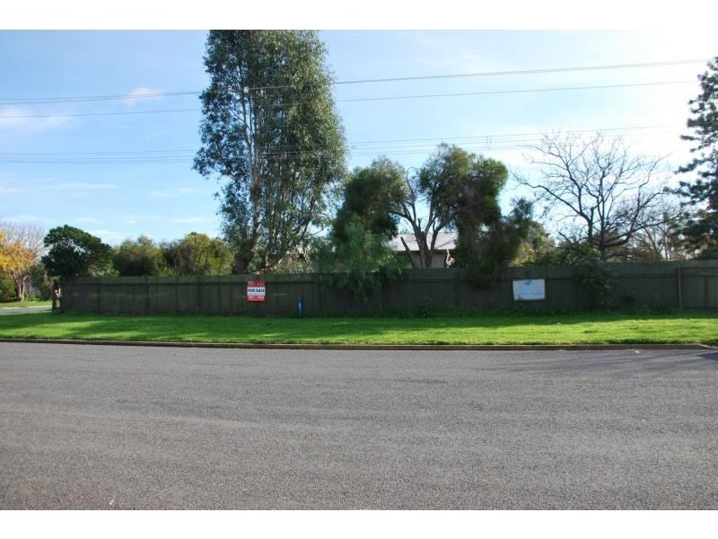 54-56 Banker Cnr Collie Street, Barooga NSW 3644