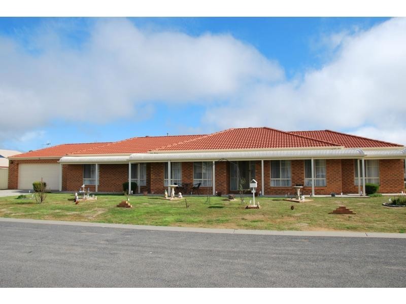 10 Victoria Avenue, Barooga NSW 3644