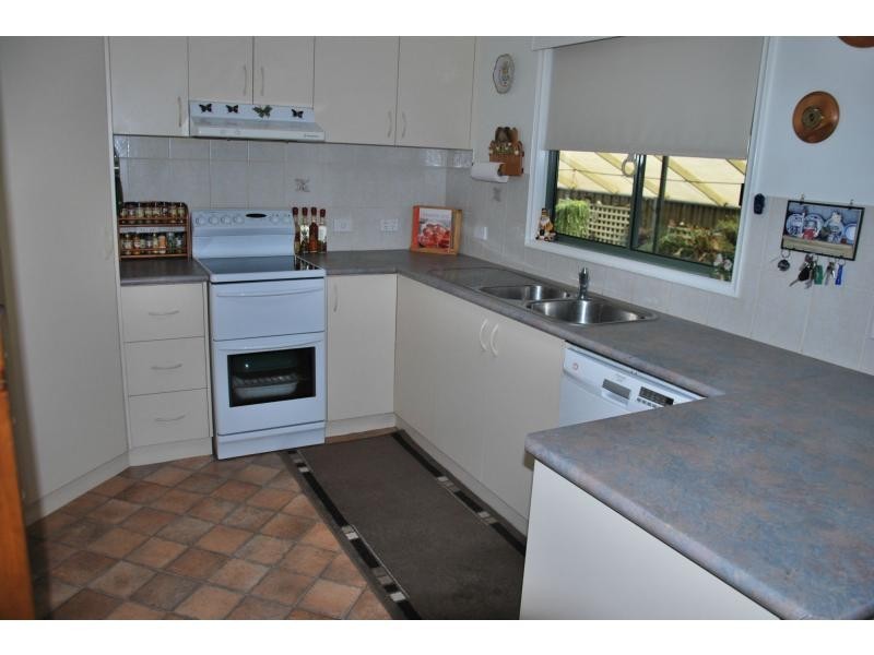 26 Lakeside Drive, Oasis Village, Cobram VIC 3644
