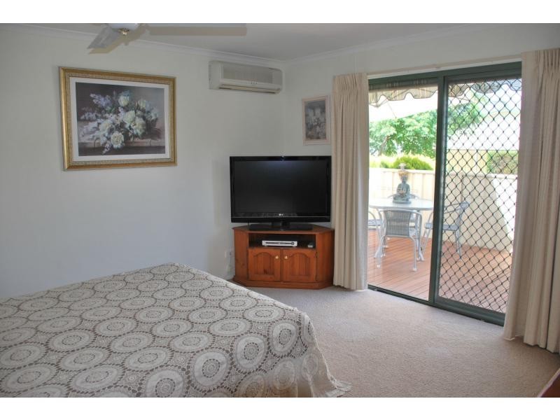 26 Lakeside Drive, Oasis Village, Cobram VIC 3644