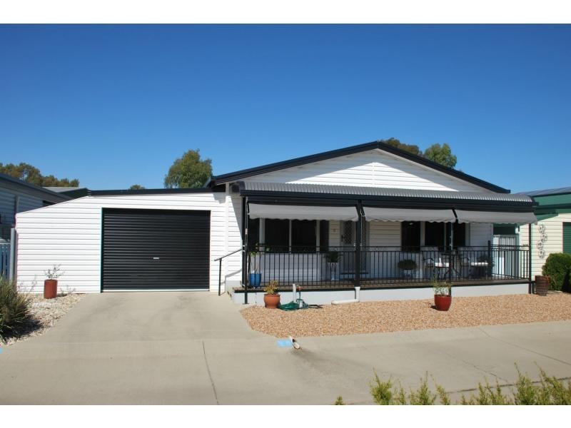 56 Oasis Drive, Oasis Village, Cobram VIC 3644