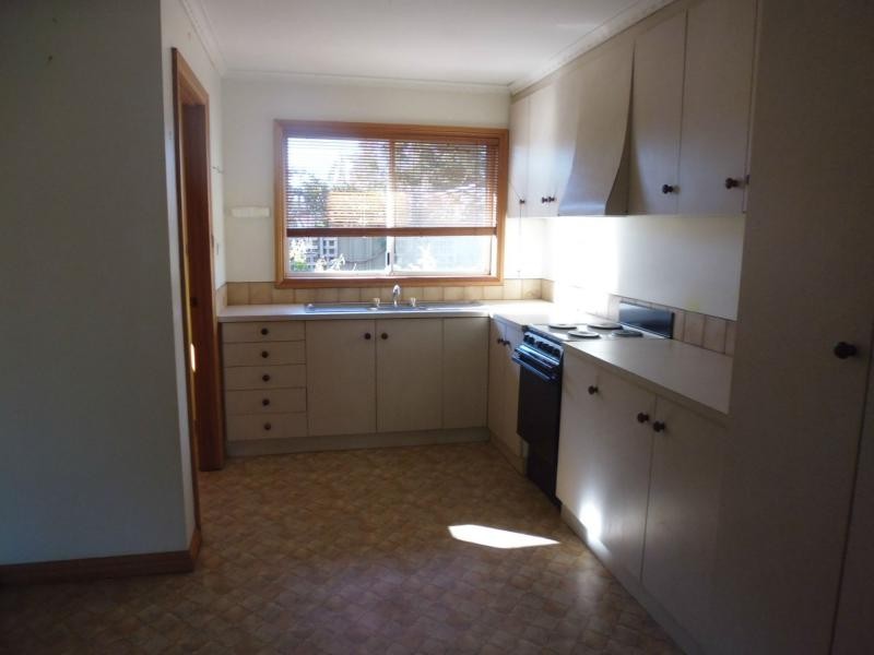 27 Boorin Street, Cobram VIC 3644