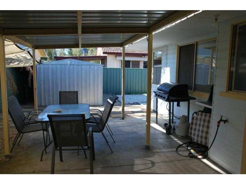 21 Glenavon Avenue, Cobram VIC 3644