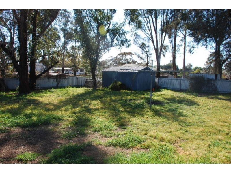 36 Kamarooka Street, Barooga NSW 3644