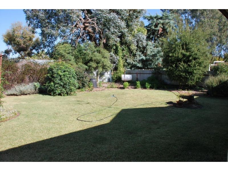 31 Banker Street, Barooga VIC 3644