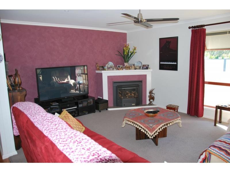 2 Savanna Street, Green Palms Village, Cobram VIC 3644