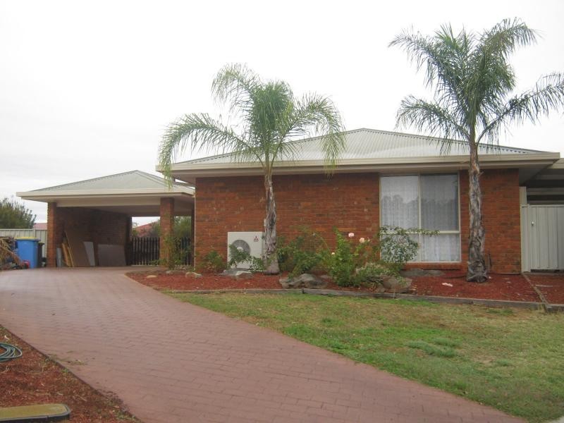 7 Orange Grove, Barooga NSW 3644