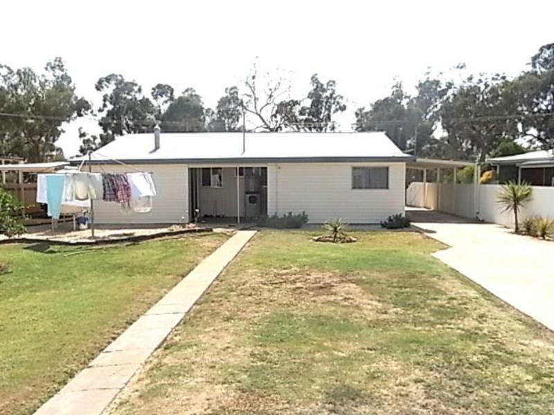 30 Goorang Street, Katamatite VIC 3649