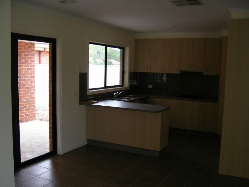 Unit 2/44 Jerilderie Street, Tocumwal NSW 2714