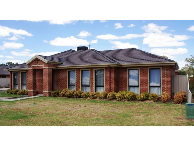 Unit 2/44 Jerilderie Street, Tocumwal NSW 2714