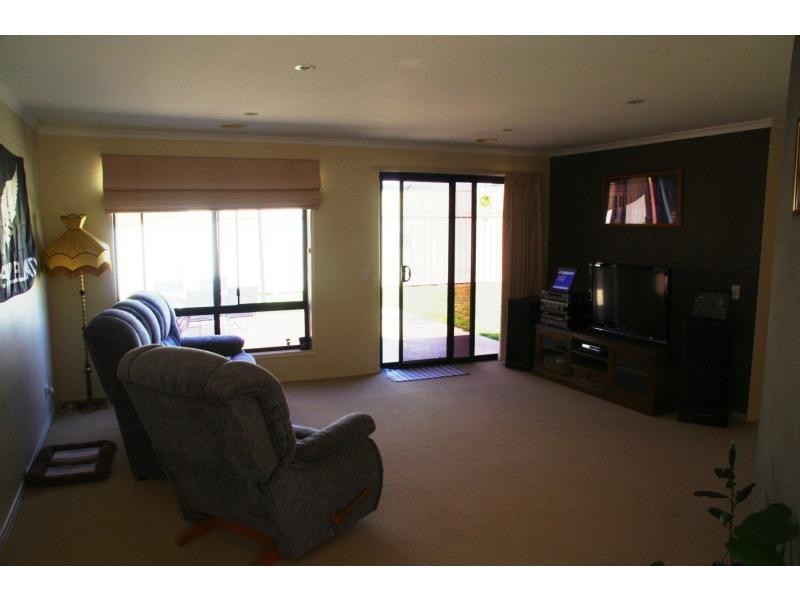 7 Isabel Avenue, Barooga NSW 3644