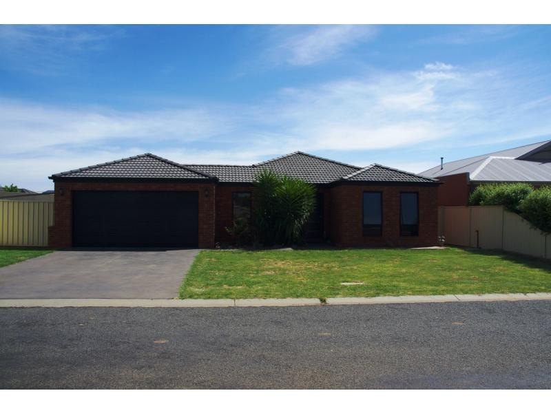 7 Isabel Avenue, Barooga NSW 3644