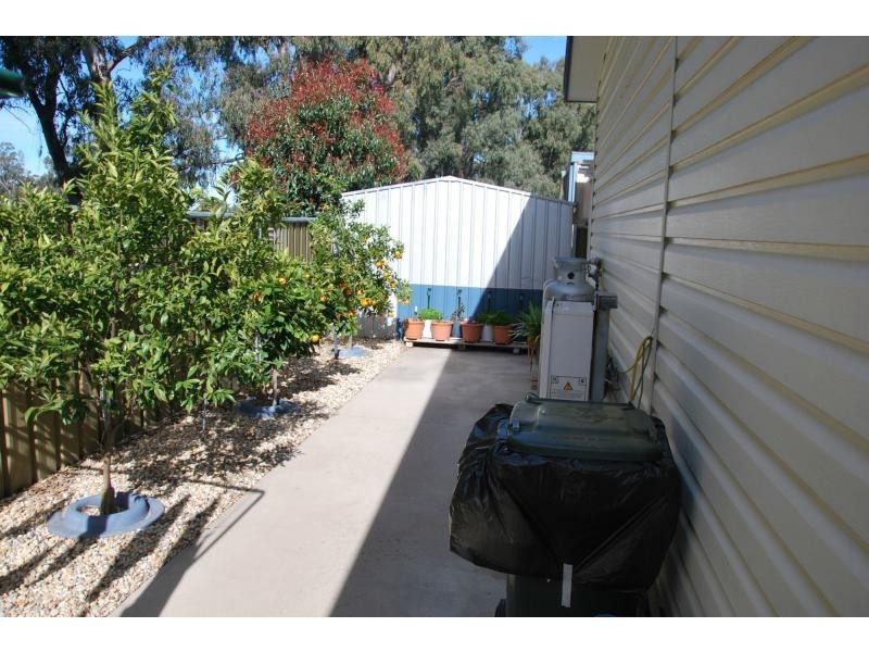 36 Oasis Drive, Oasis Village, Cobram VIC 3644