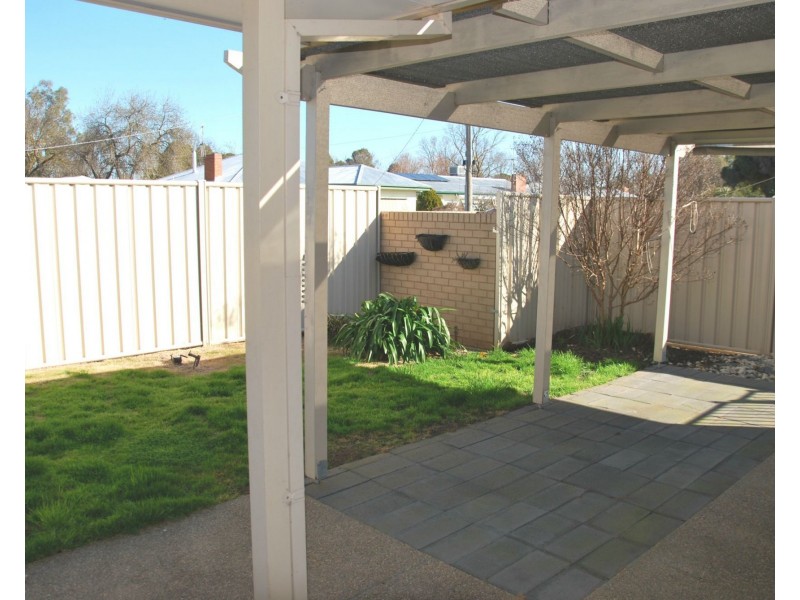 2/7-9 Sledmere Avenue, Cobram VIC 3644