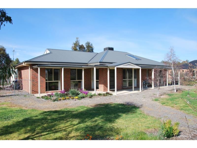116 Racecourse Road, Tocumwal NSW 2714