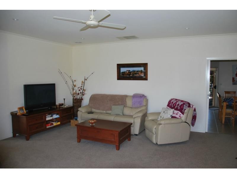 116 Racecourse Road, Tocumwal NSW 2714