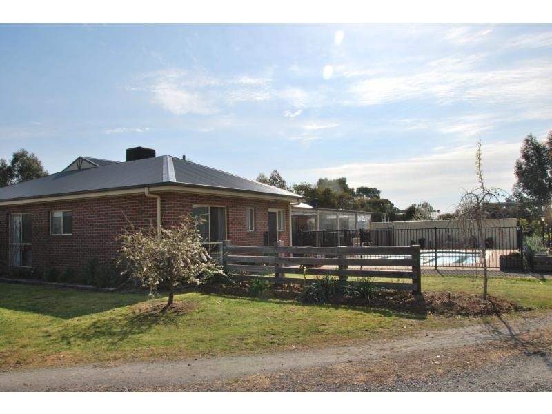 116 Racecourse Road, Tocumwal NSW 2714