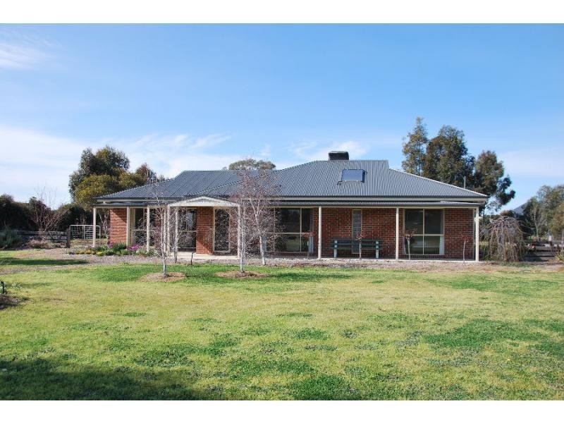116 Racecourse Road, Tocumwal NSW 2714