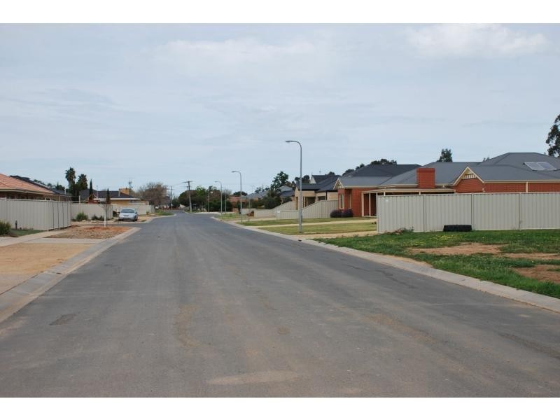 L1 Grasso Drive, Cobram VIC 3644