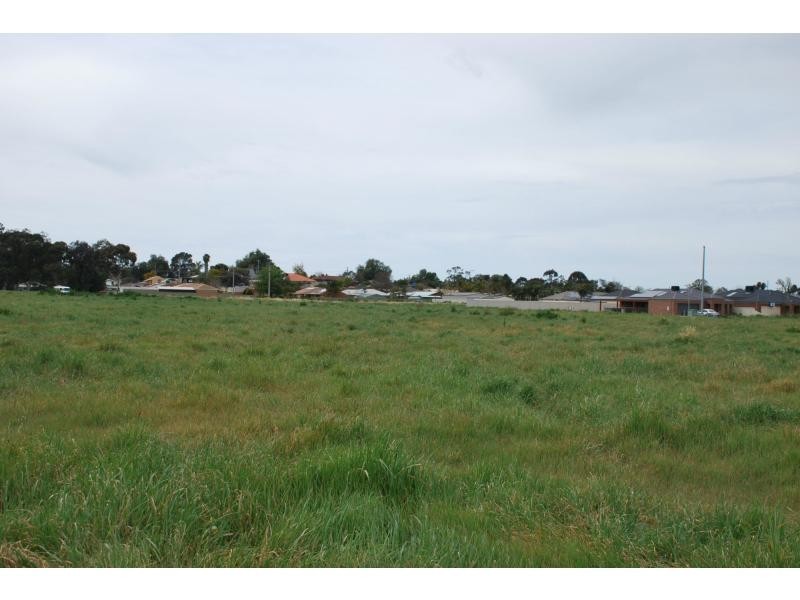 L1 Grasso Drive, Cobram VIC 3644