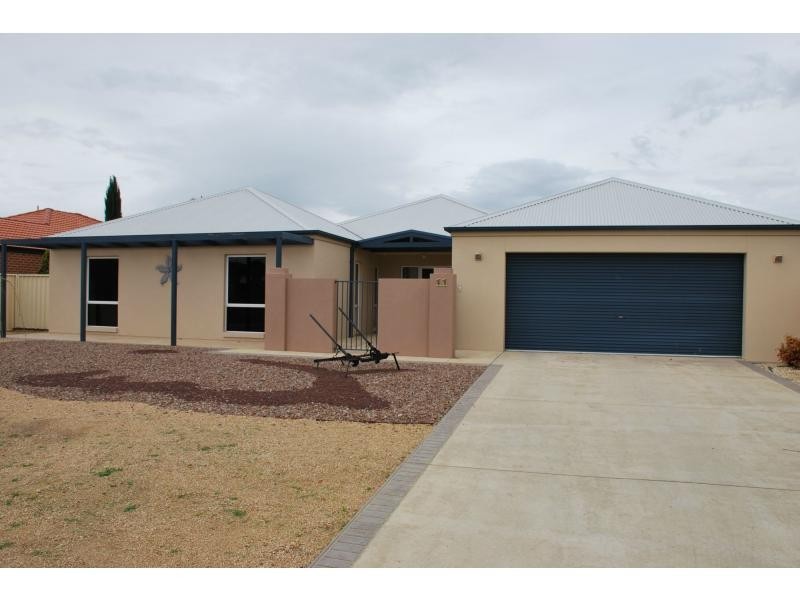 11 Gattuso Drive, Cobram VIC 3644