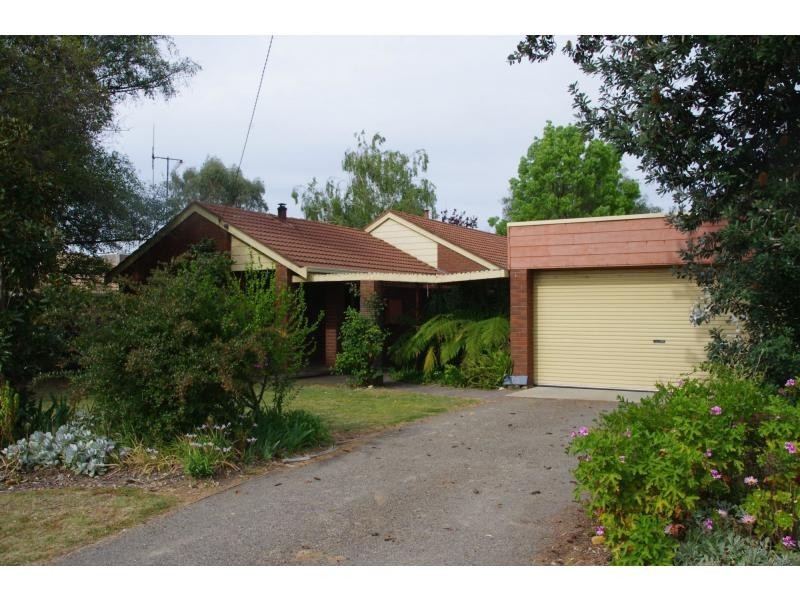 15 Arramagong Street, Barooga VIC 3644