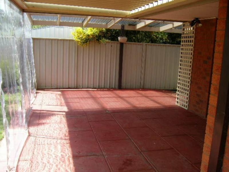 4/1 Horner, Cobram VIC 3644