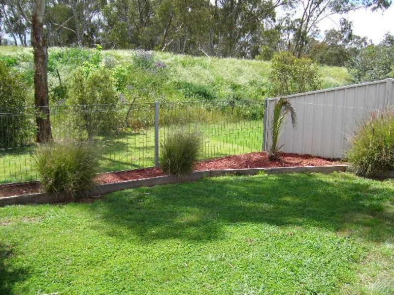 4/1 Horner, Cobram VIC 3644
