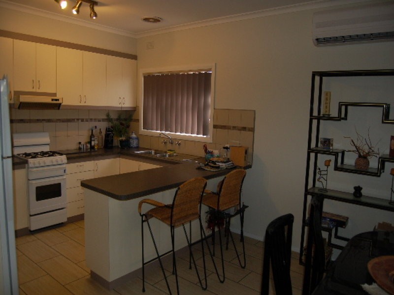 54 Karook Street, Cobram VIC 3644