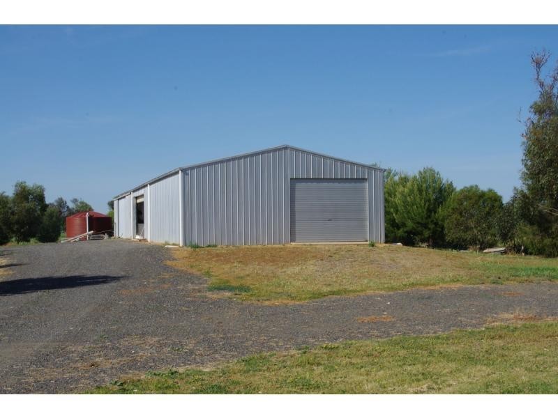 574 McIntyre Road, Cobram East VIC 3644