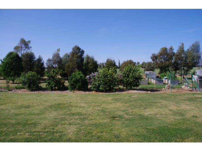 574 McIntyre Road, Cobram East VIC 3644