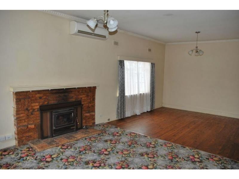 18 Mookarii Street, Cobram VIC 3644