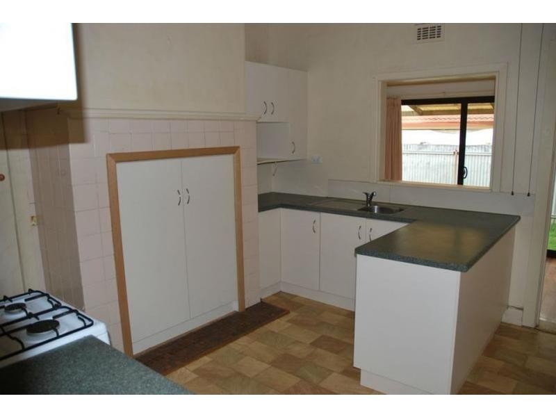 18 Mookarii Street, Cobram VIC 3644