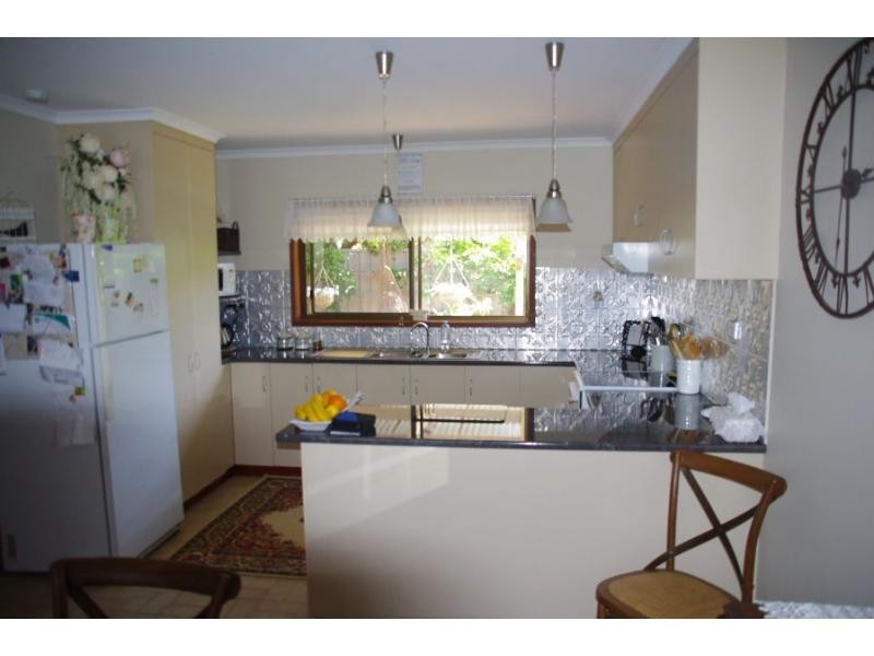 Unit 2/9 Oak Street, Cobram VIC 3644