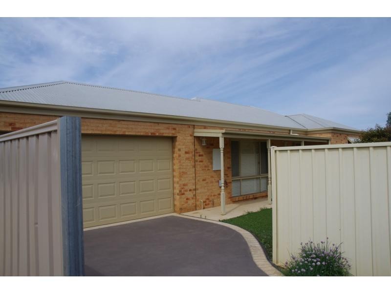 Unit 2/22 Tunock Street, Numurkah VIC 3636
