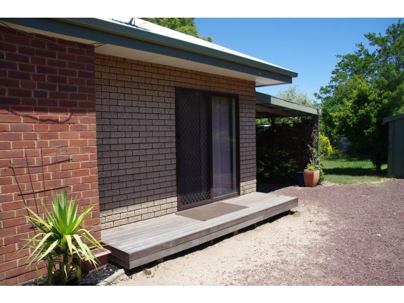 33 Wondah Street, Cobram VIC 3644