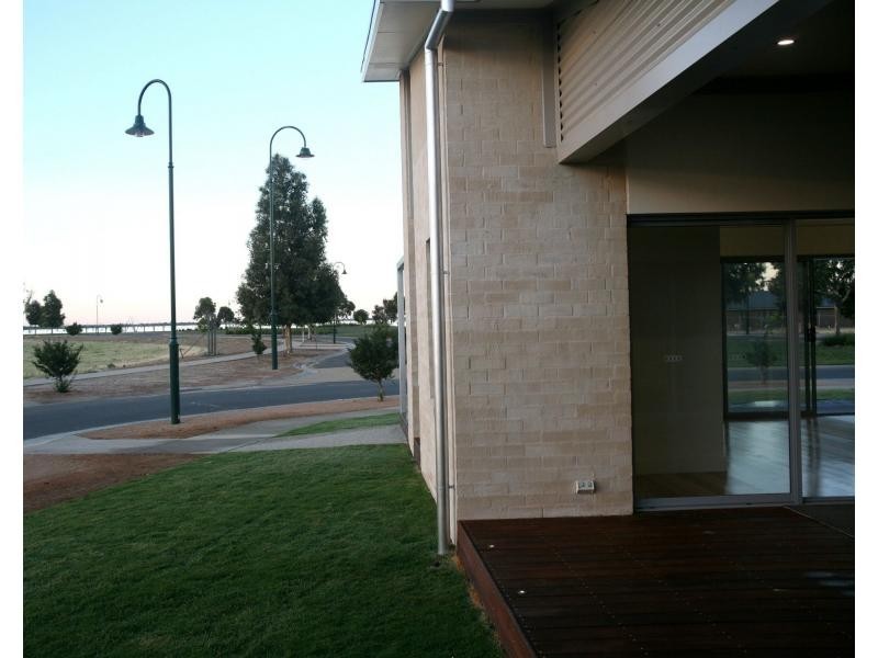 1 Melrose Crescent, Yarrawonga VIC 3730