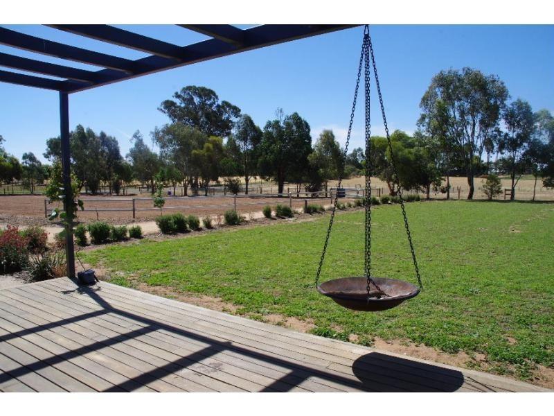 45 Barnes Road, Cobram East VIC 3644