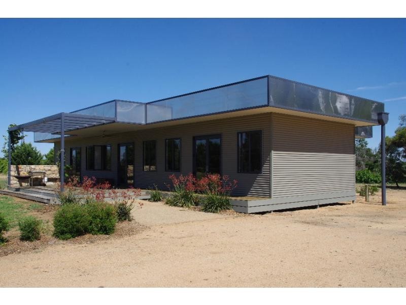45 Barnes Road, Cobram East VIC 3644