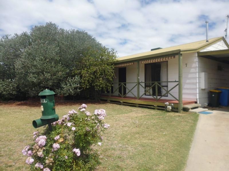 7 Mitchell Street, Cobram VIC 3644