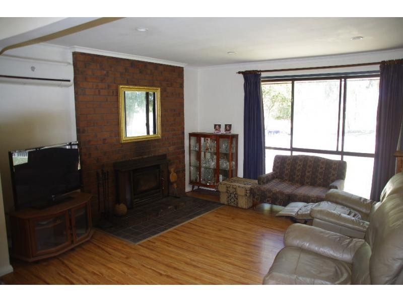 700 Stokes Road, Koonoomoo VIC 3644