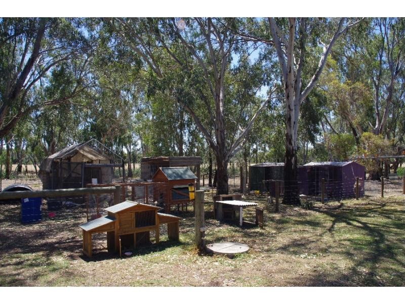 700 Stokes Road, Koonoomoo VIC 3644